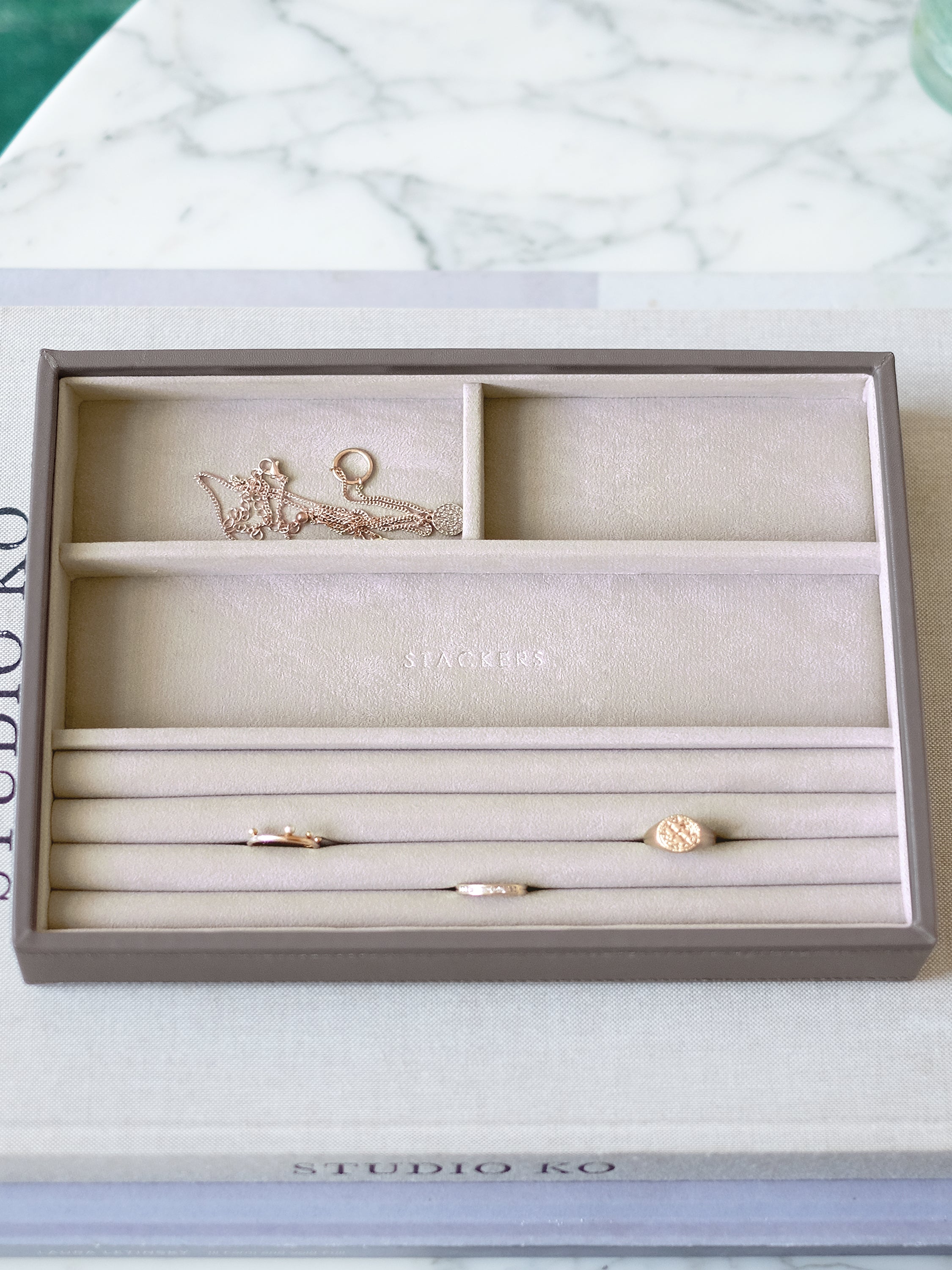 Stackers Compartiment pour bagues & bracelets pour boîte à bijoux classique Marron doux