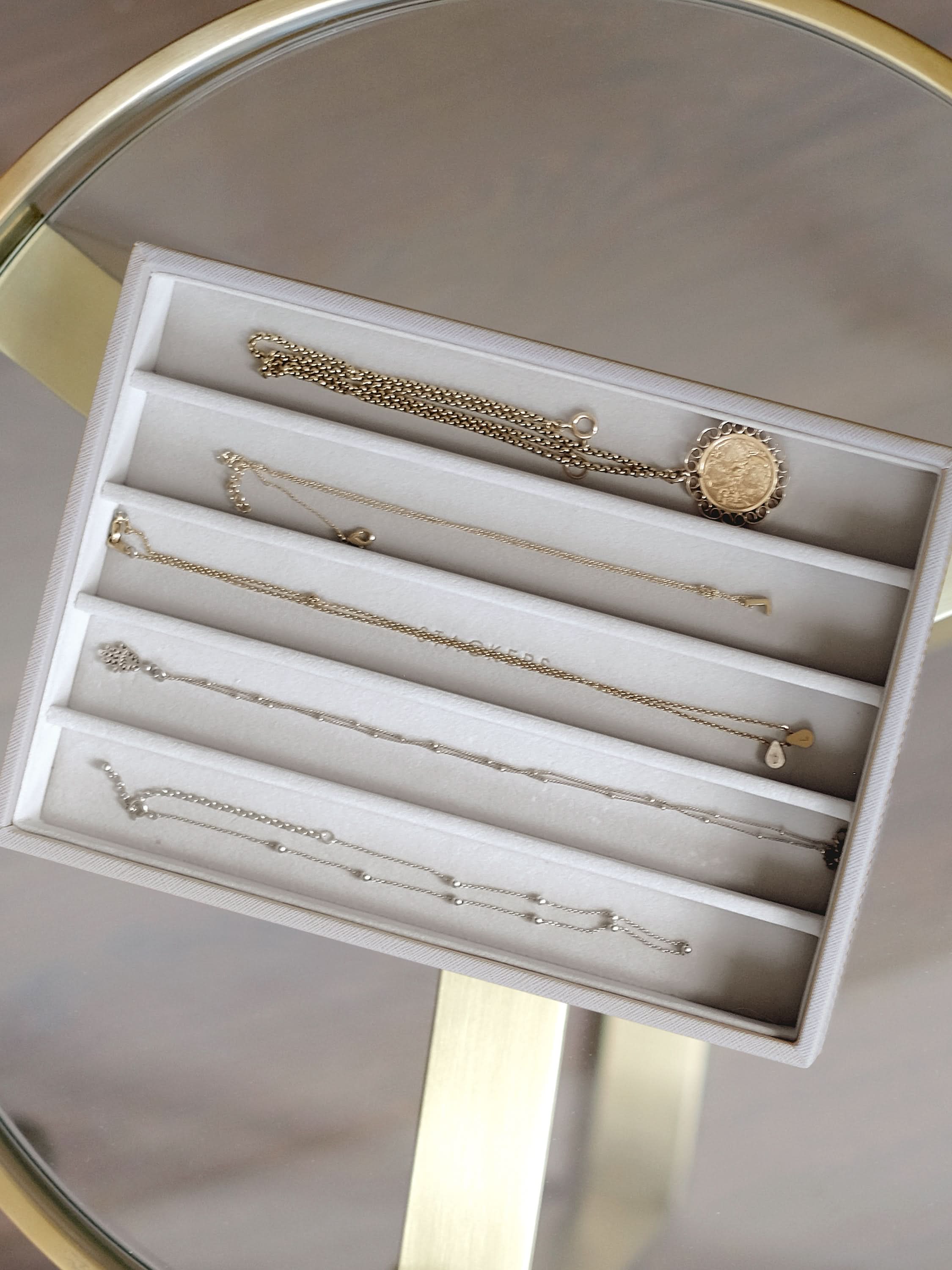 Stackers Halskettingenlaag voor Klassieke Juwelendoos Taupe - Mystackers