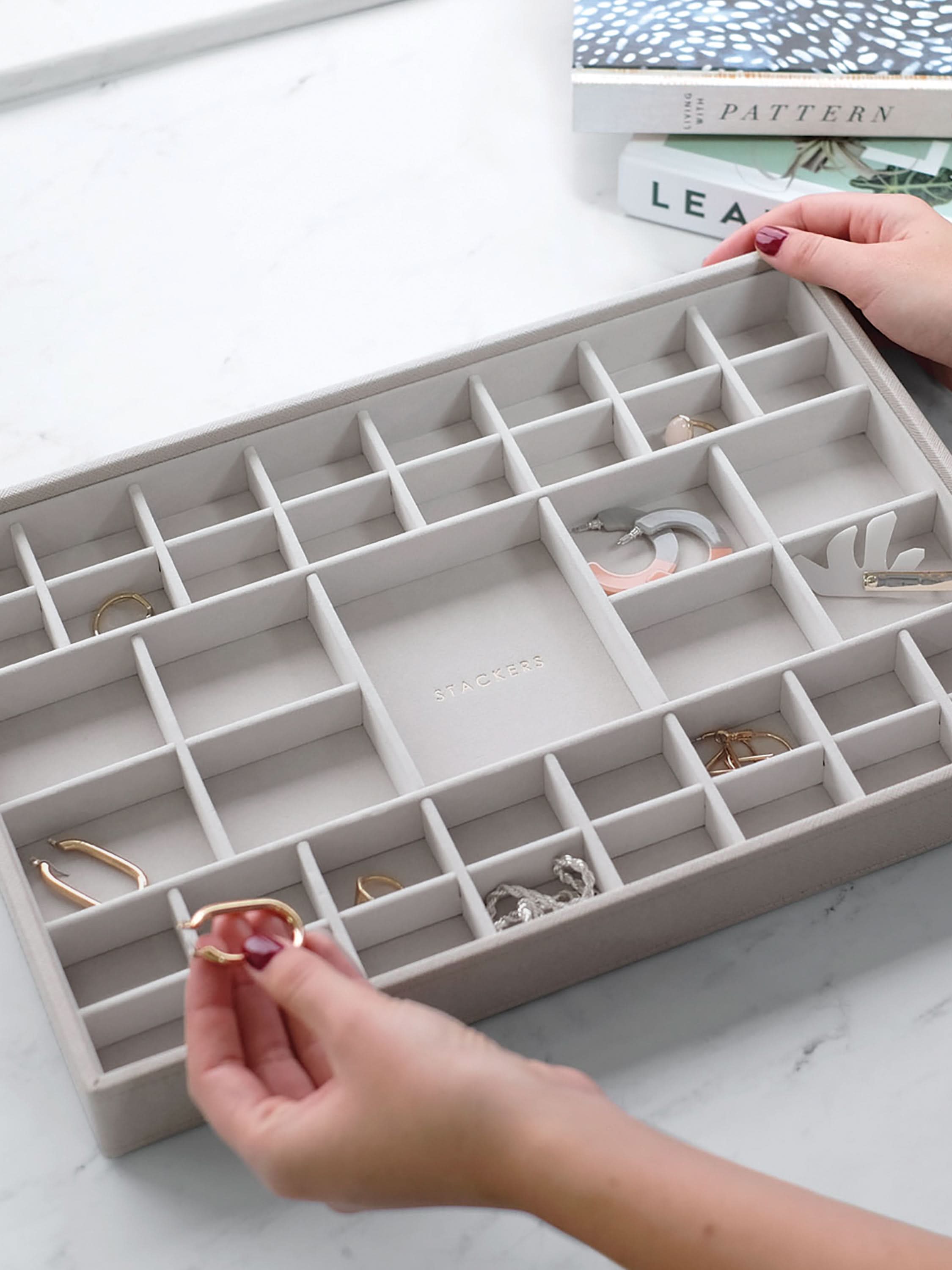 Stackers XL Jewellery Layer Taupe