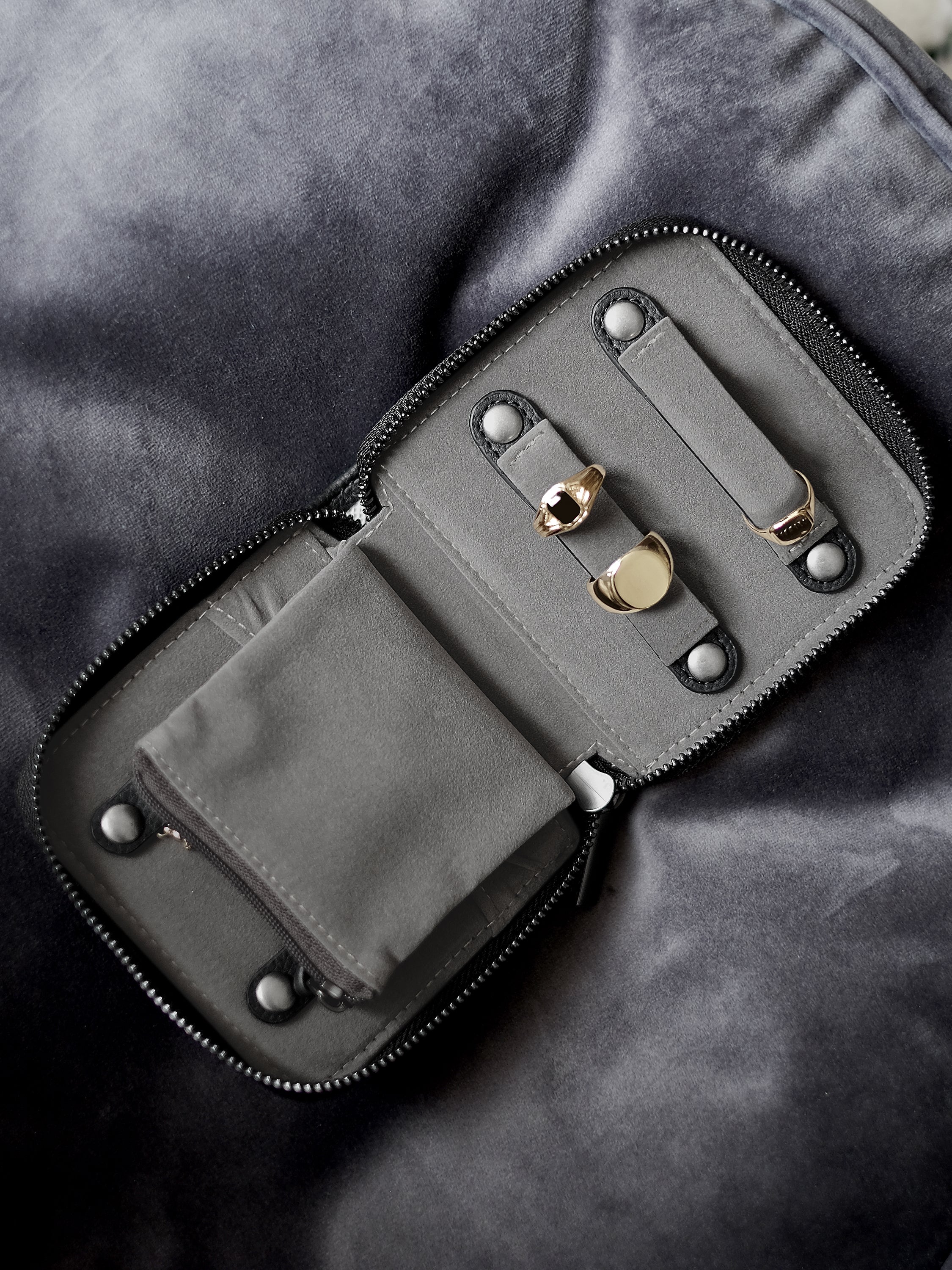 Stackers Compact Jewellery Roll Black