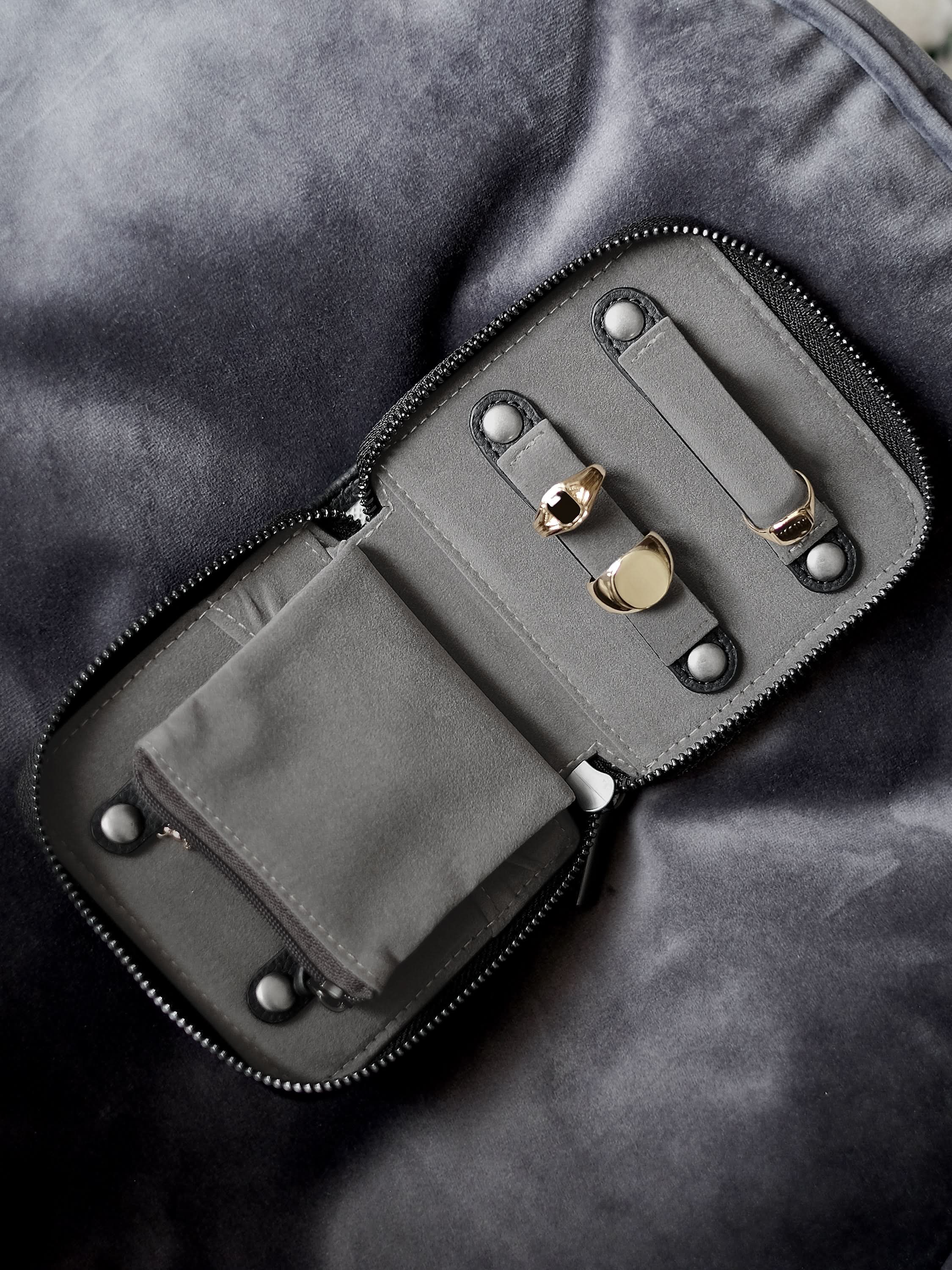 Stackers Compact Jewellery Roll Black