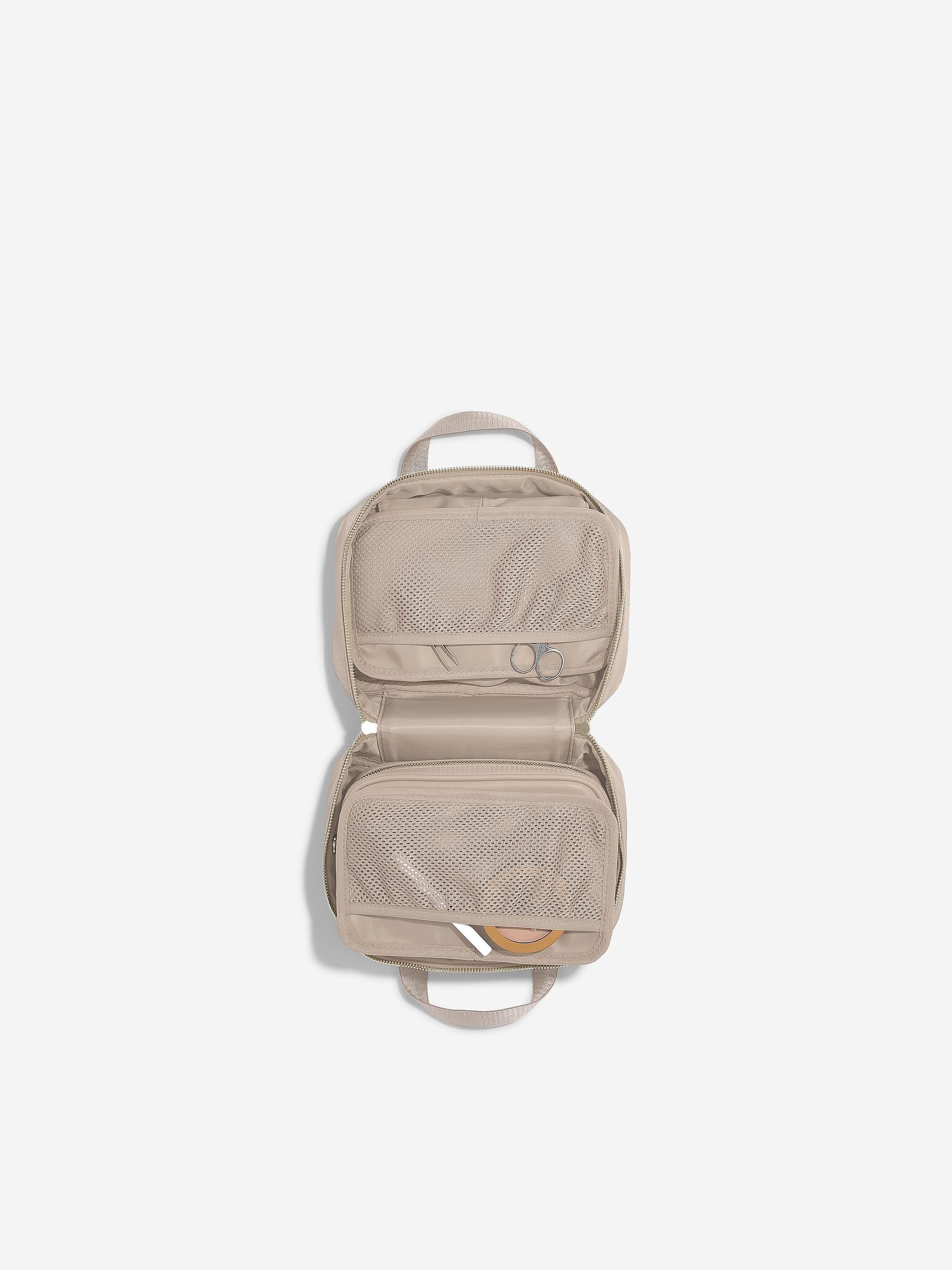 Stackers hangende Toilettas van Gerecycled Nylon Mushroom - Mystackers