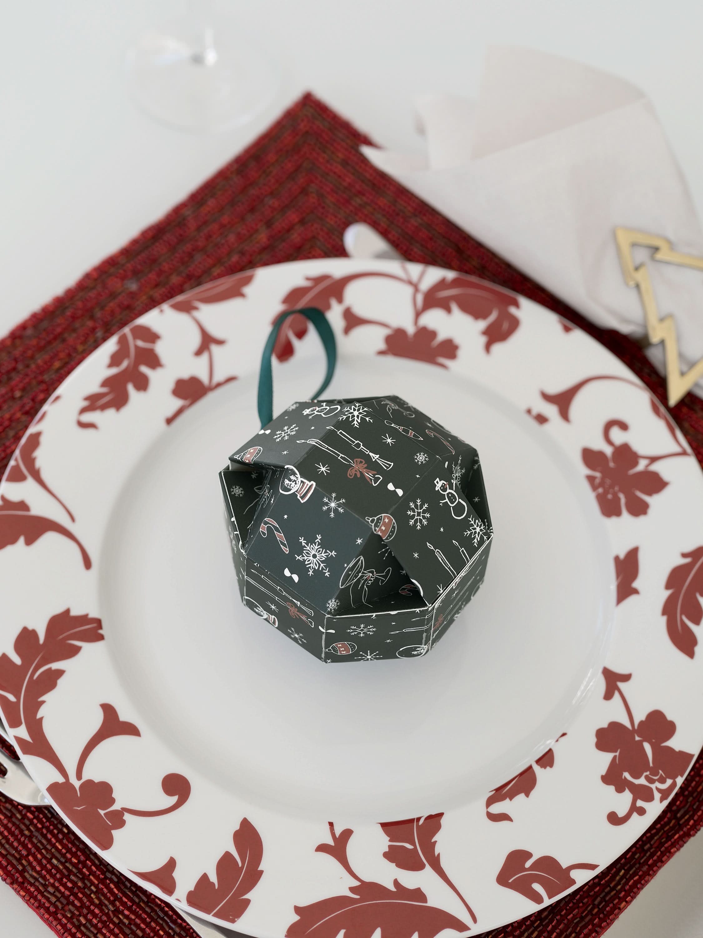 Stackers Boîte à Bijoux Porte-Clés en Boule de Noël Décorative Taupe