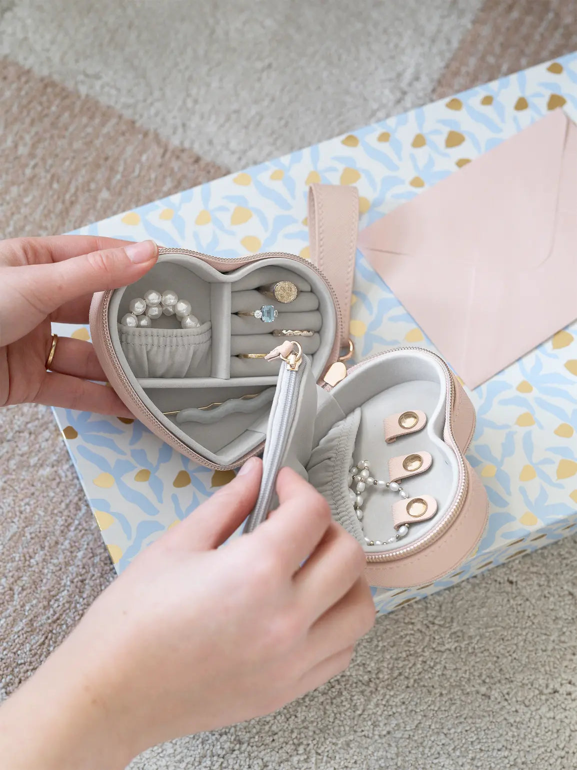 Stackers Boîte à bijoux de voyage coeur Mum Rose