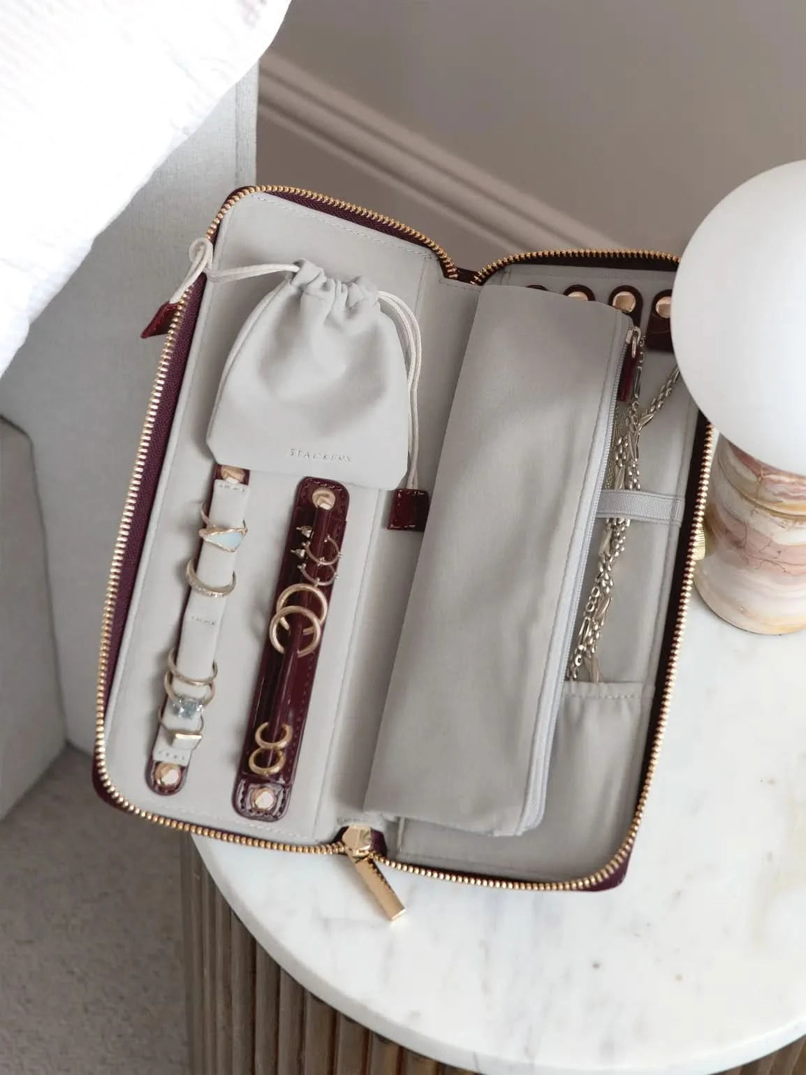 Stackers Jewellery Roll Kersenrood Gelakt