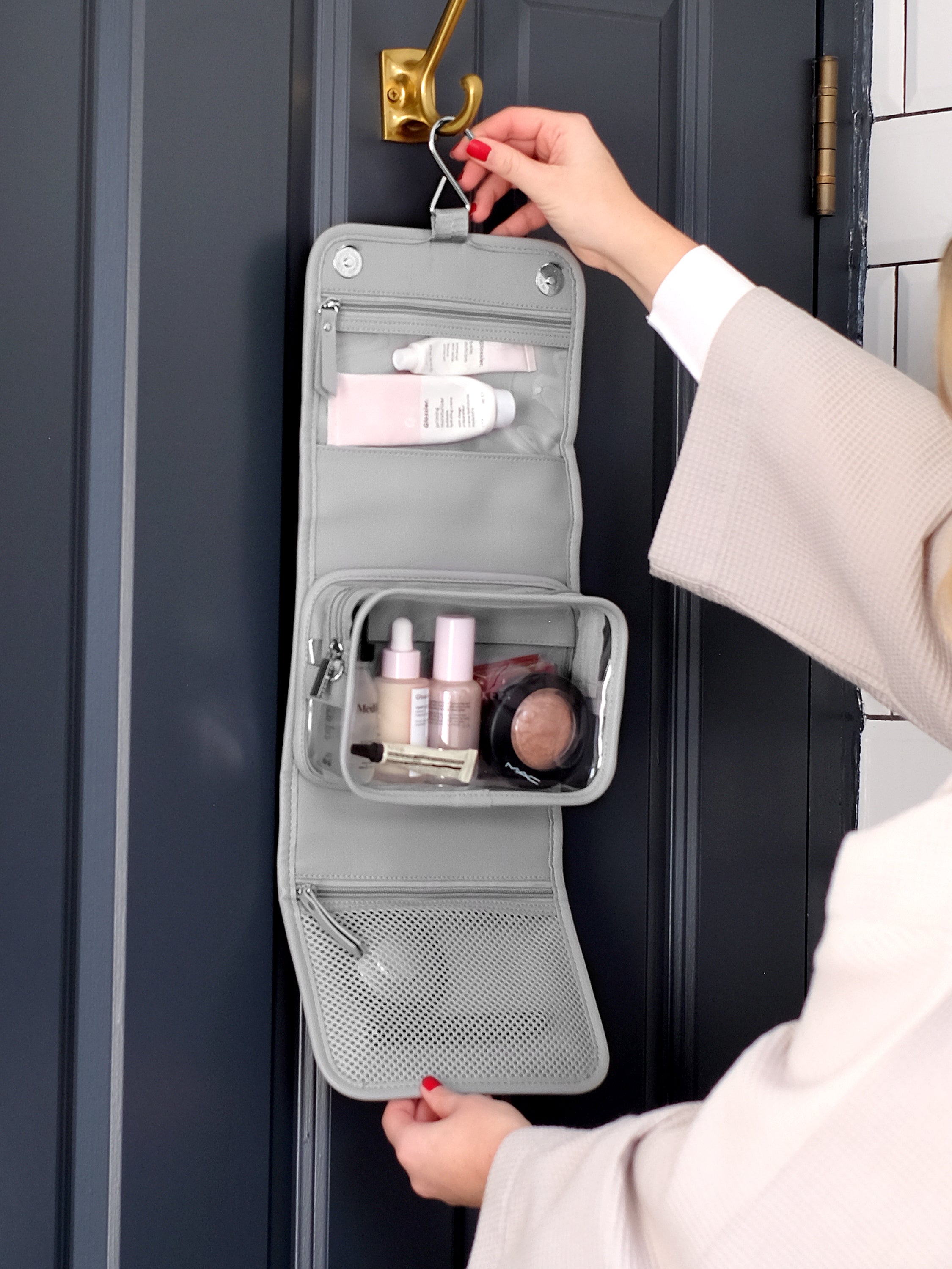 Stackers Small Hanging Toiletry Bag Grey