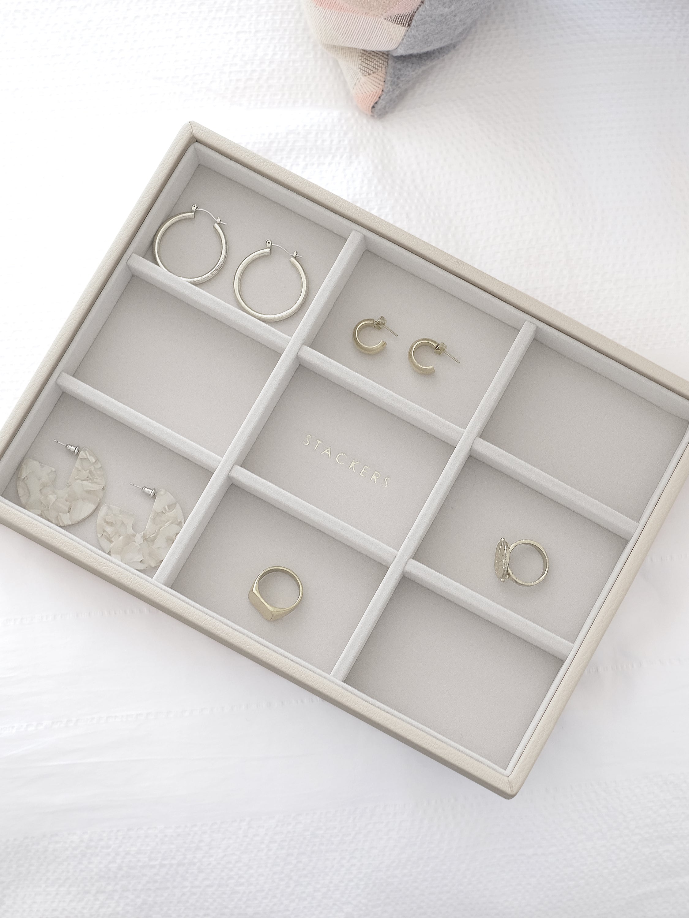 Stackers Standard Jewellery Layer for Classic Jewellery Box Oatmeal
