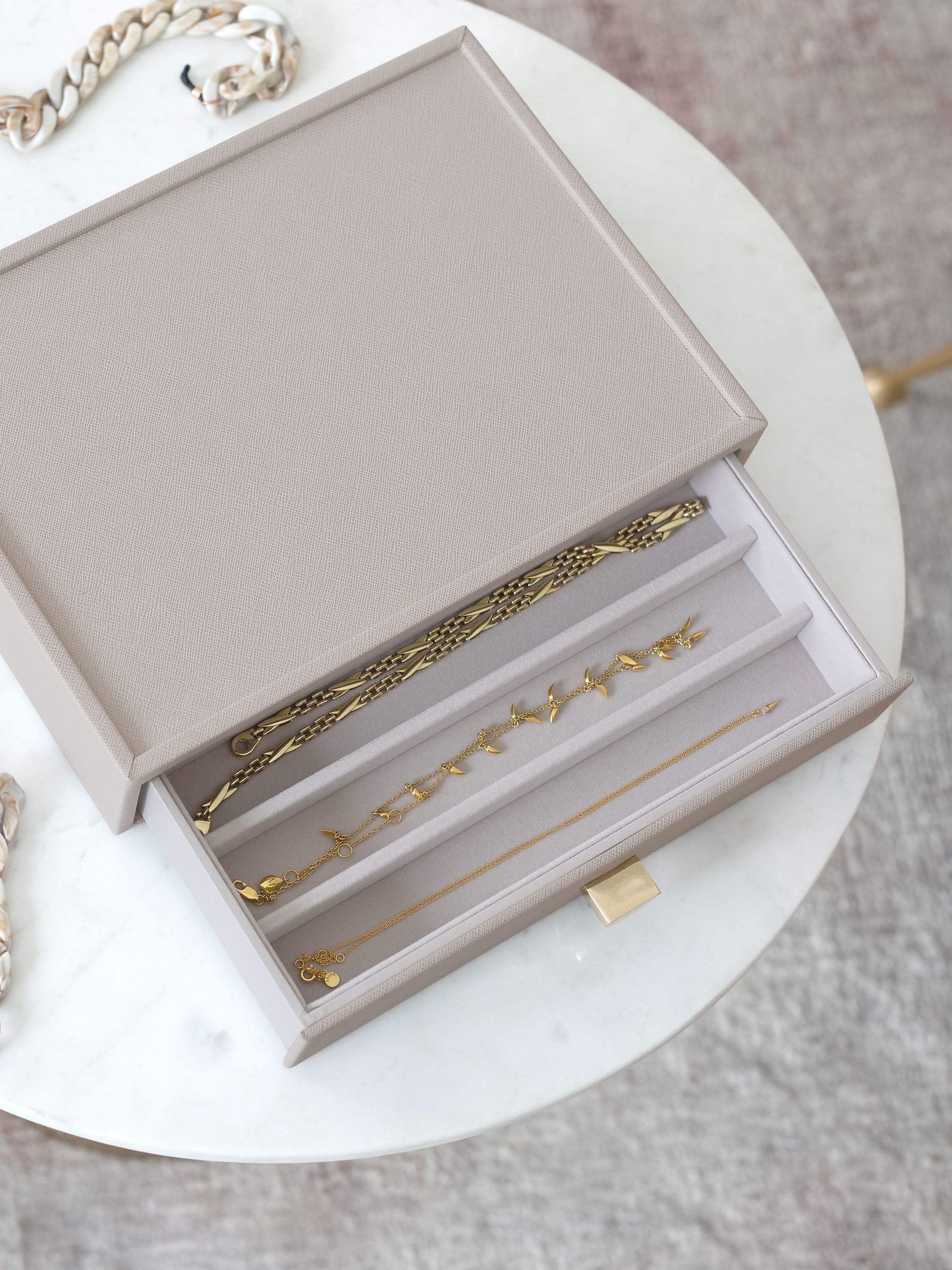 Stackers Tiroir à Colliers pour Boîte à Bijoux Display Classique Taupe